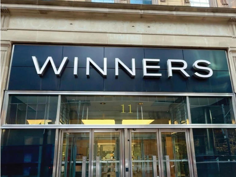 Winners customers frustrated by washroom closures, staff cite safety