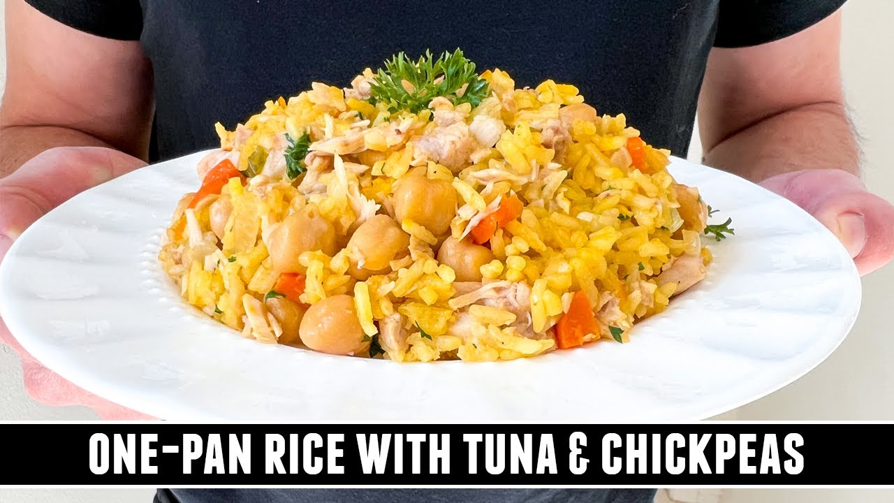 One-pan rice with tuna and chickpeas for an easy Mediterranean meal