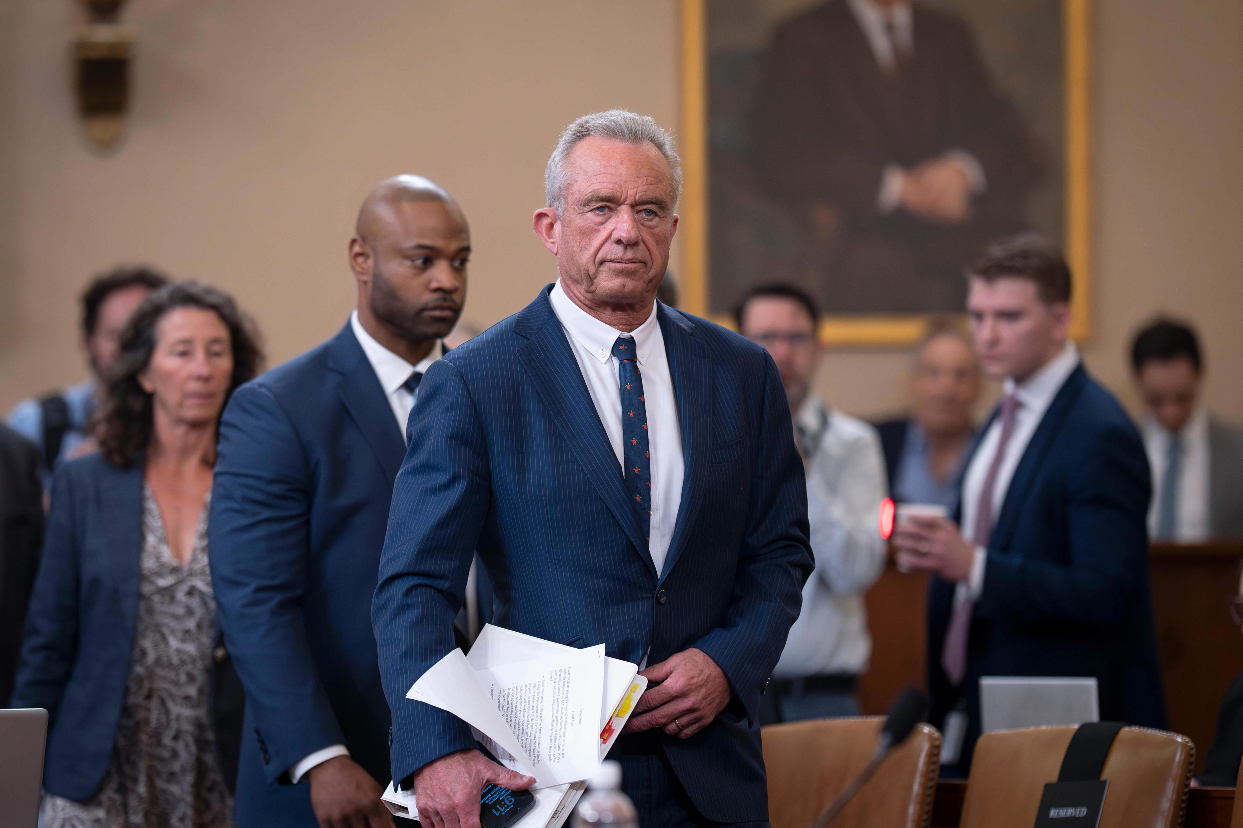 Robert F Kennedy Jr et le pénis de raton laveur : l’étrange scandale ...