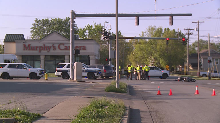 1 person killed in motorcycle crash