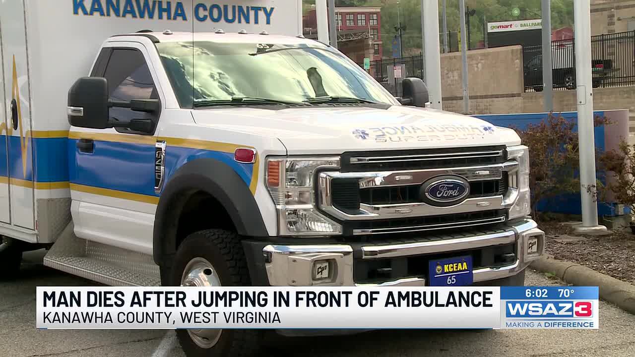Man dies after threatening EMS crew with knife, deputies say