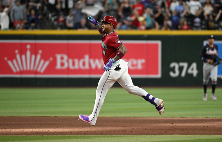 Golf coming to Chase Field while Arizona Diamondbacks are on the road