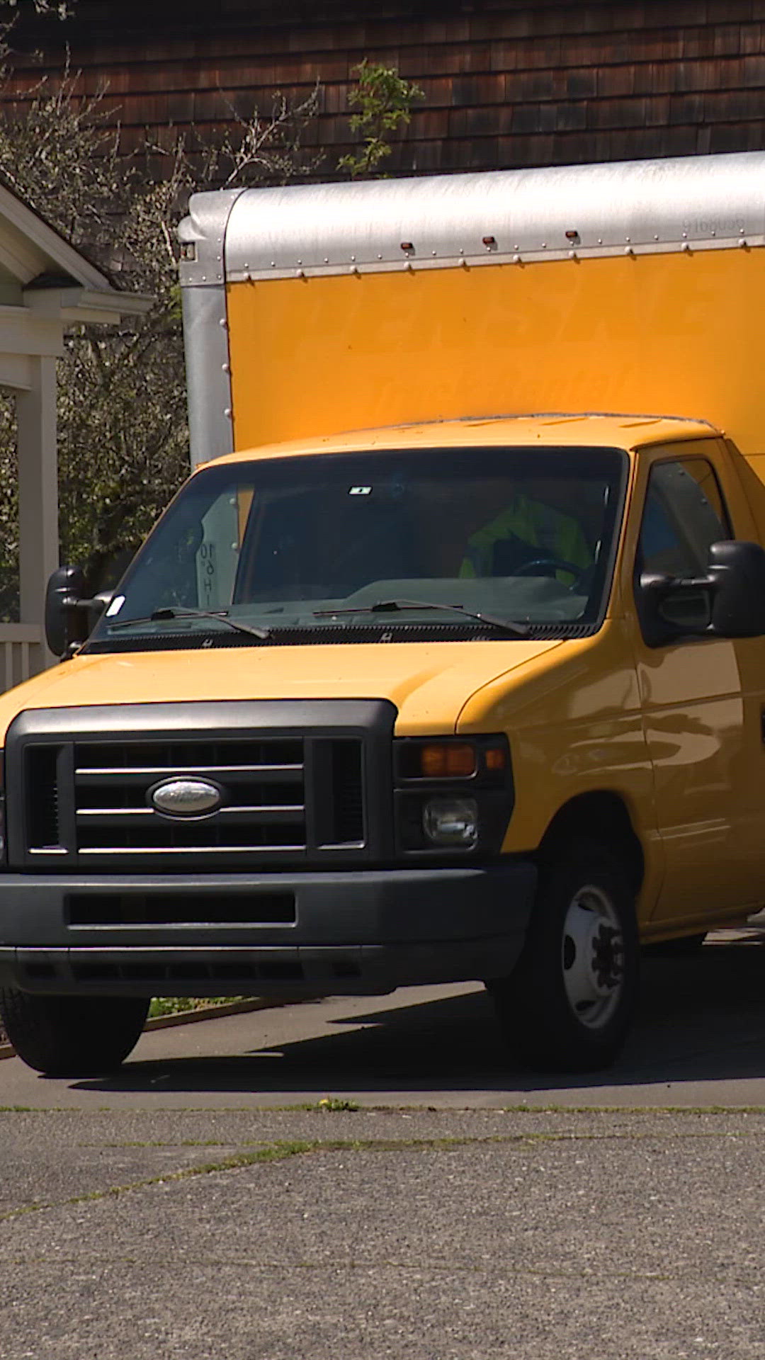 Gas thefts hit neighborhood as prices rise