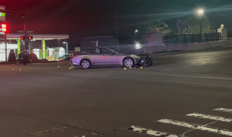 Driver charged with DUI, moped operator injured after West Hartford crash