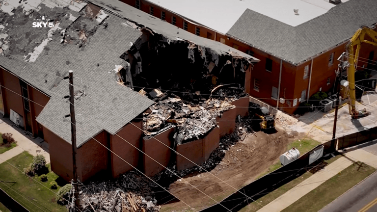 Demolition begins at Midtown Mobile church auditorium months after ...