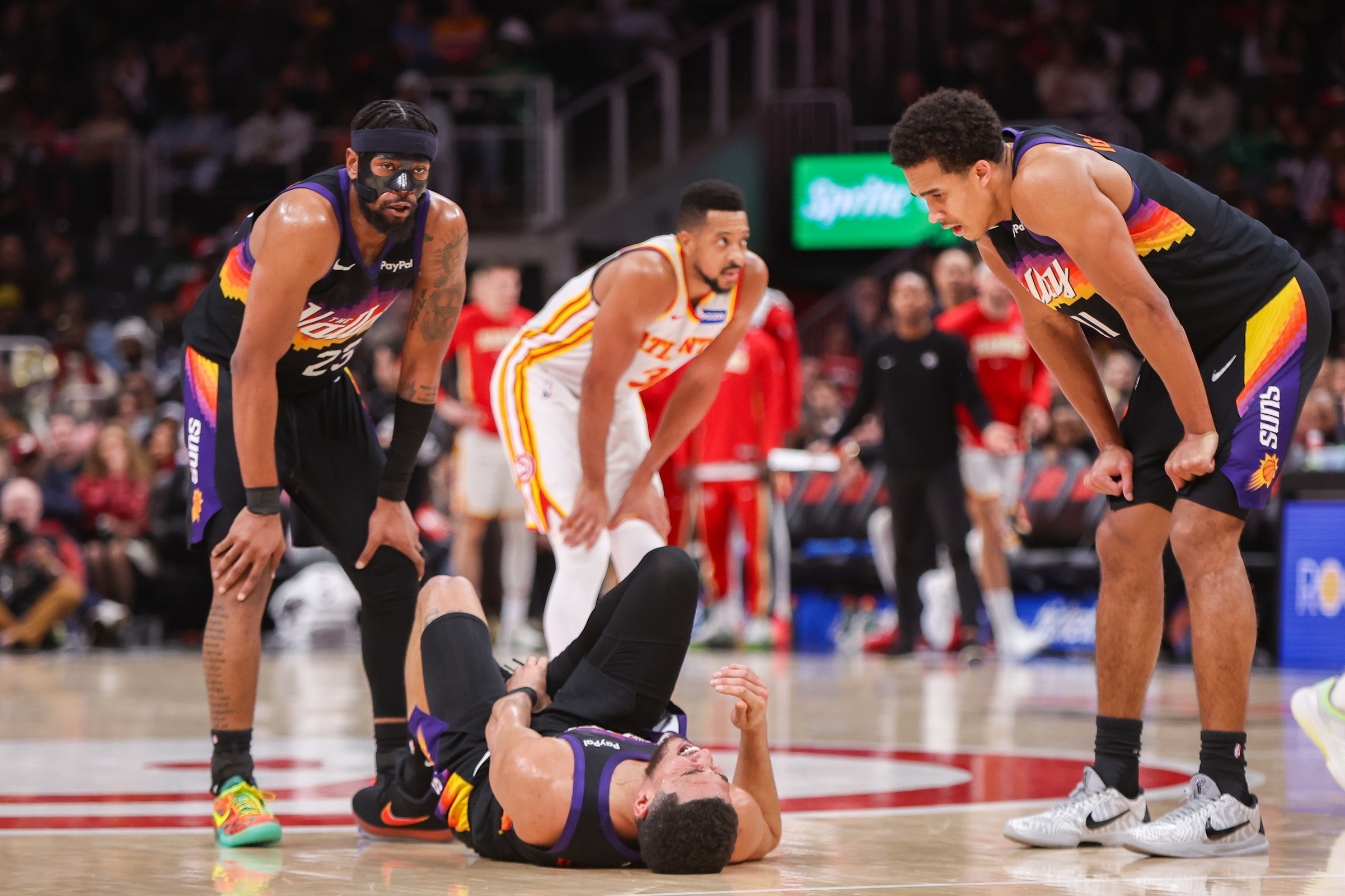 Devin Booker and Jalen Green injured in Suns loss to Hawks