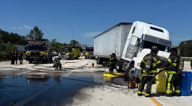 Semi crash causes major backup on I-75 southbound in Hillsborough County