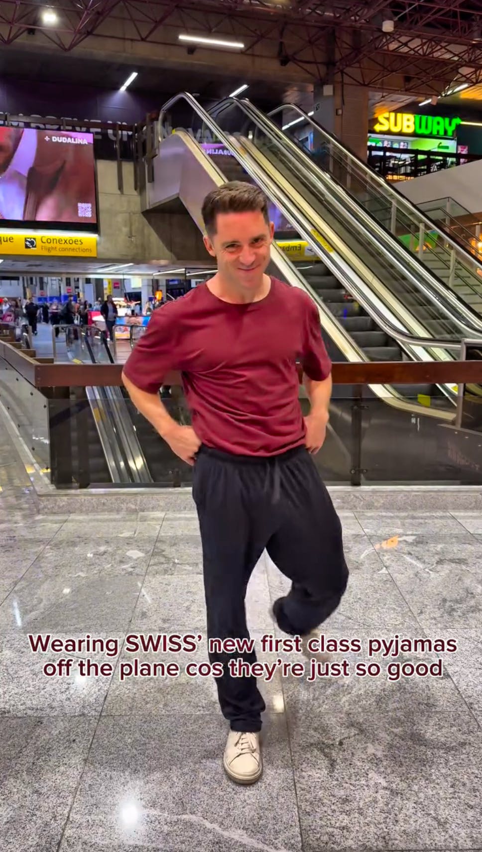 Die Swiss verteilt First-Class-Gästen Luxus-Pyjamas aus China