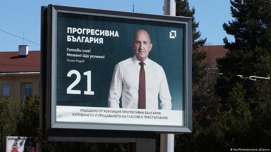 Bulgaria: Pro-Russian Radev leading after parliamentary vote, exit ...