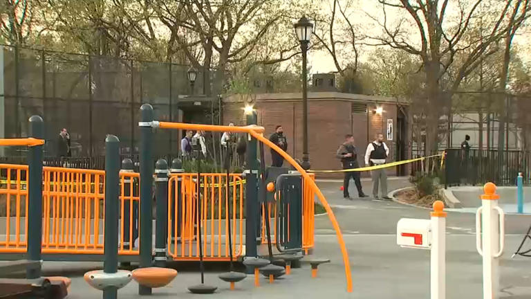 15-year-old boy shot, killed during melee on basketball court at Queens ...