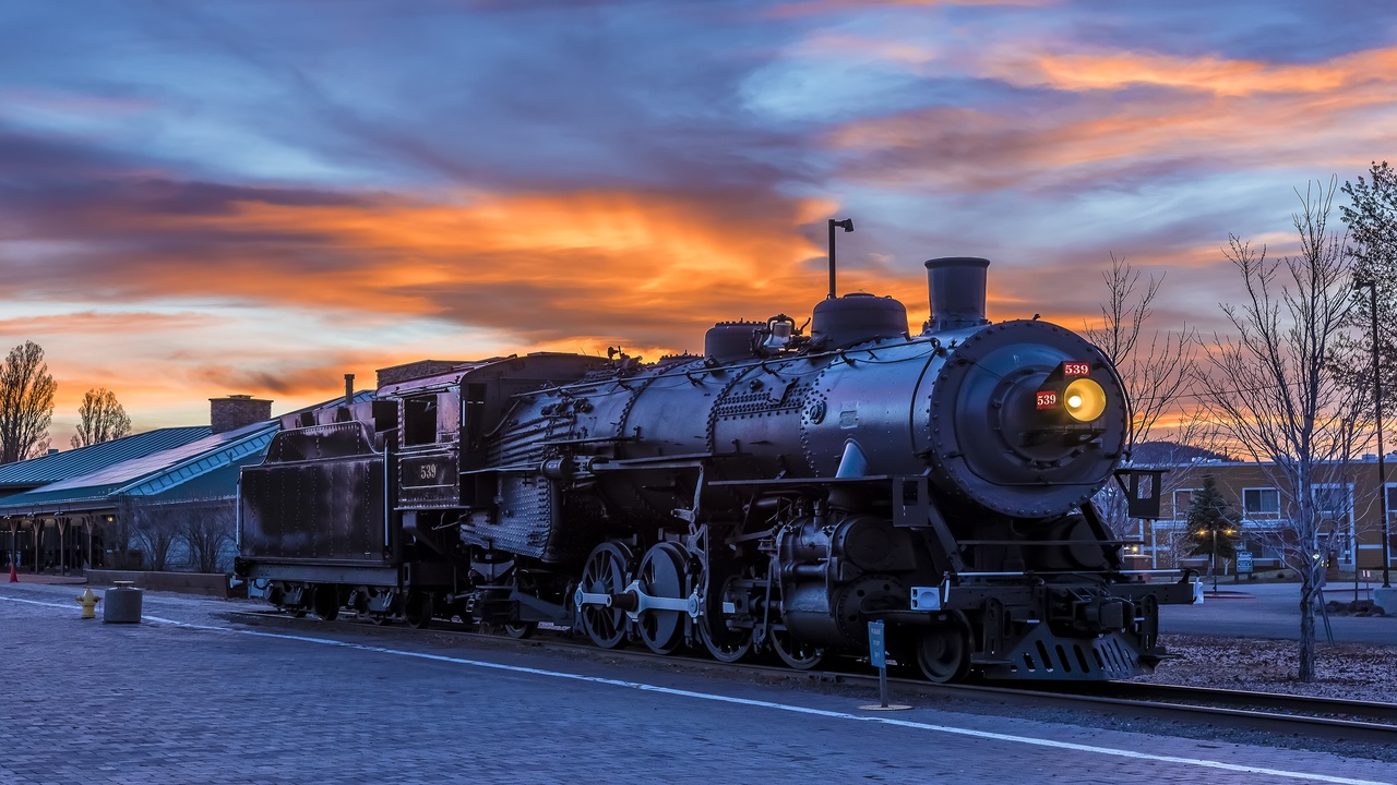 A two-hour train ride through Arizona gets you to the Grand Canyon ...