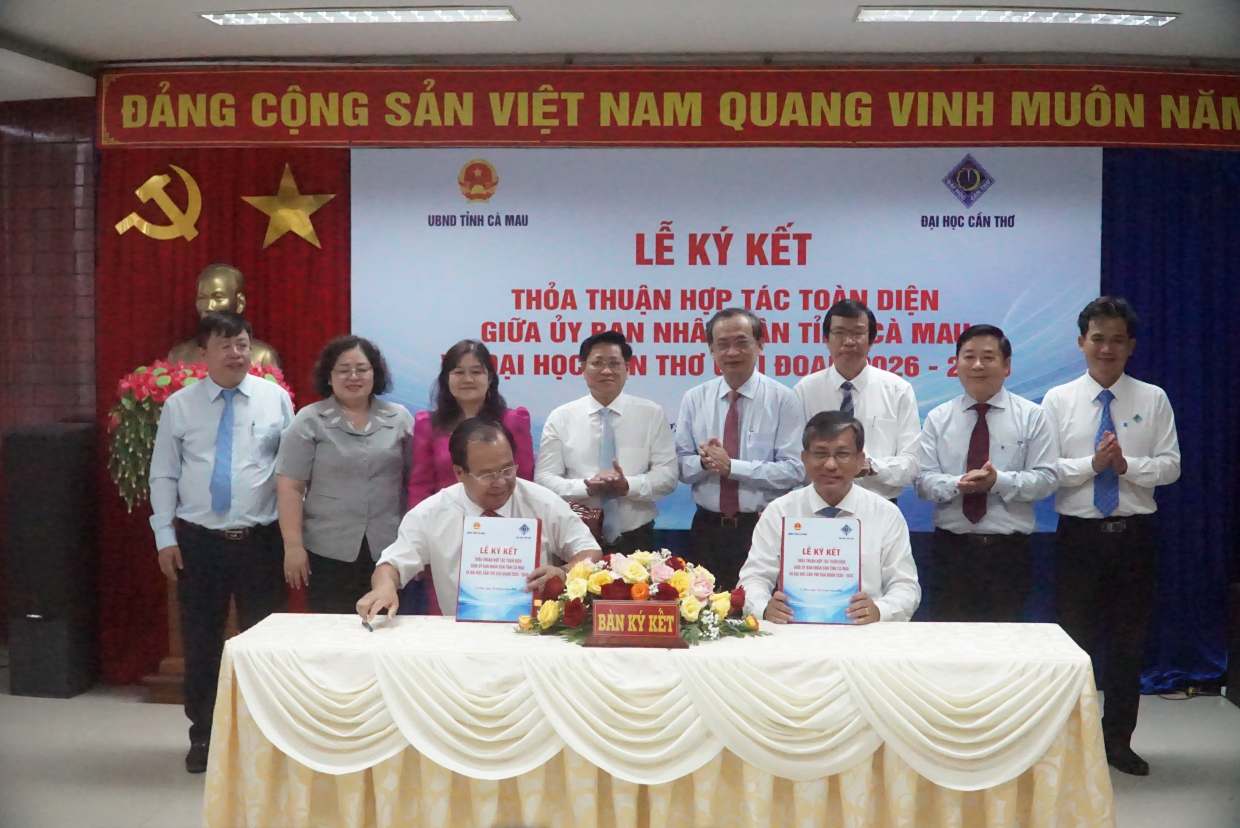 Cà Mau hợp tác Đại học Cần Thơ đào tạo nhân lực chất lượng cao