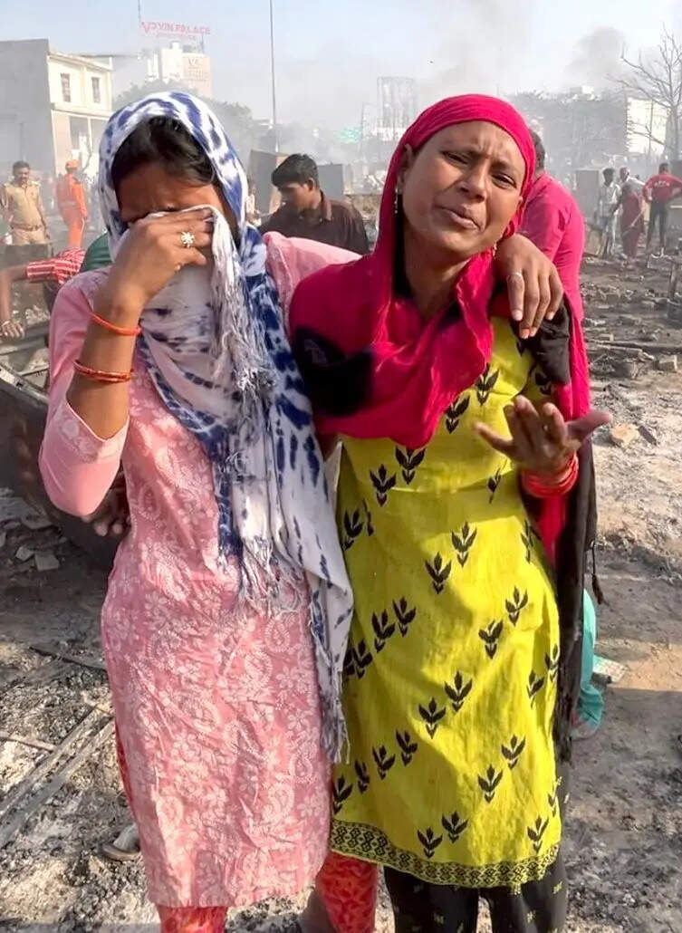 ‘Kids were crying of hunger... how could we stay indoors?’: Lucknow ...
