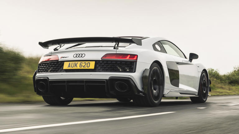 These are the 20 best V10 production cars ever built