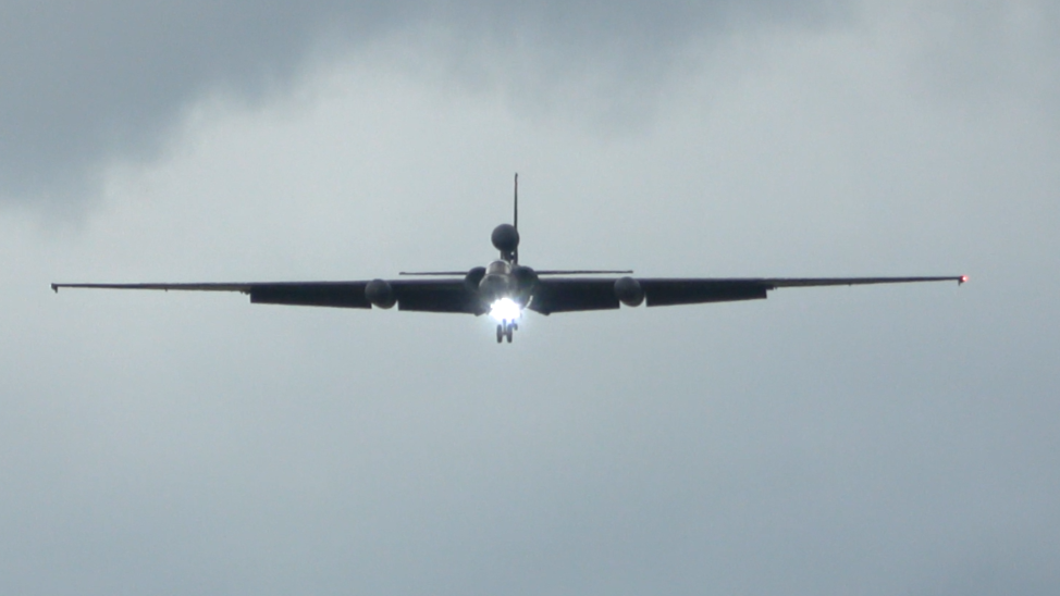 Watch BLACK01 sink in like it’s barely flying - “Pure tension”