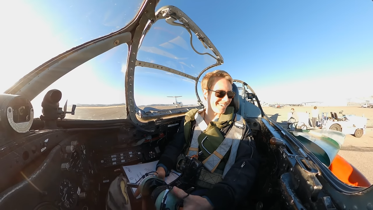 Watch a fighter jet divert mid flight – 