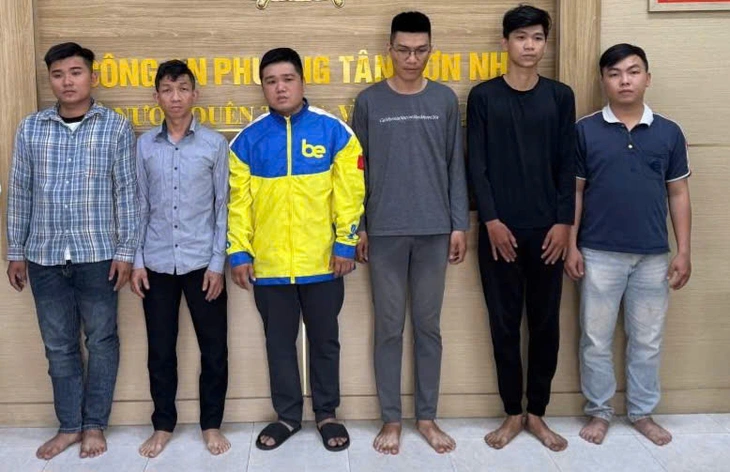 Từ mâu thuẫn trên Facebook, 8 người ở TP.HCM bị khởi tố