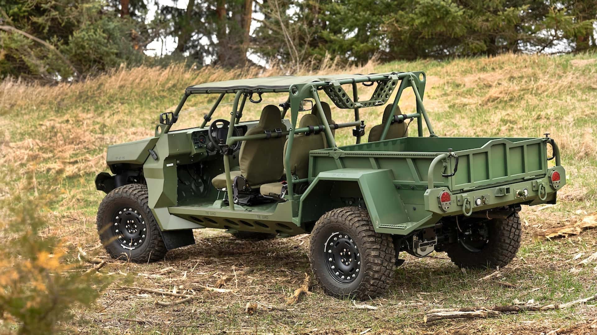 GM’s military ISV-U heads to auction for charity