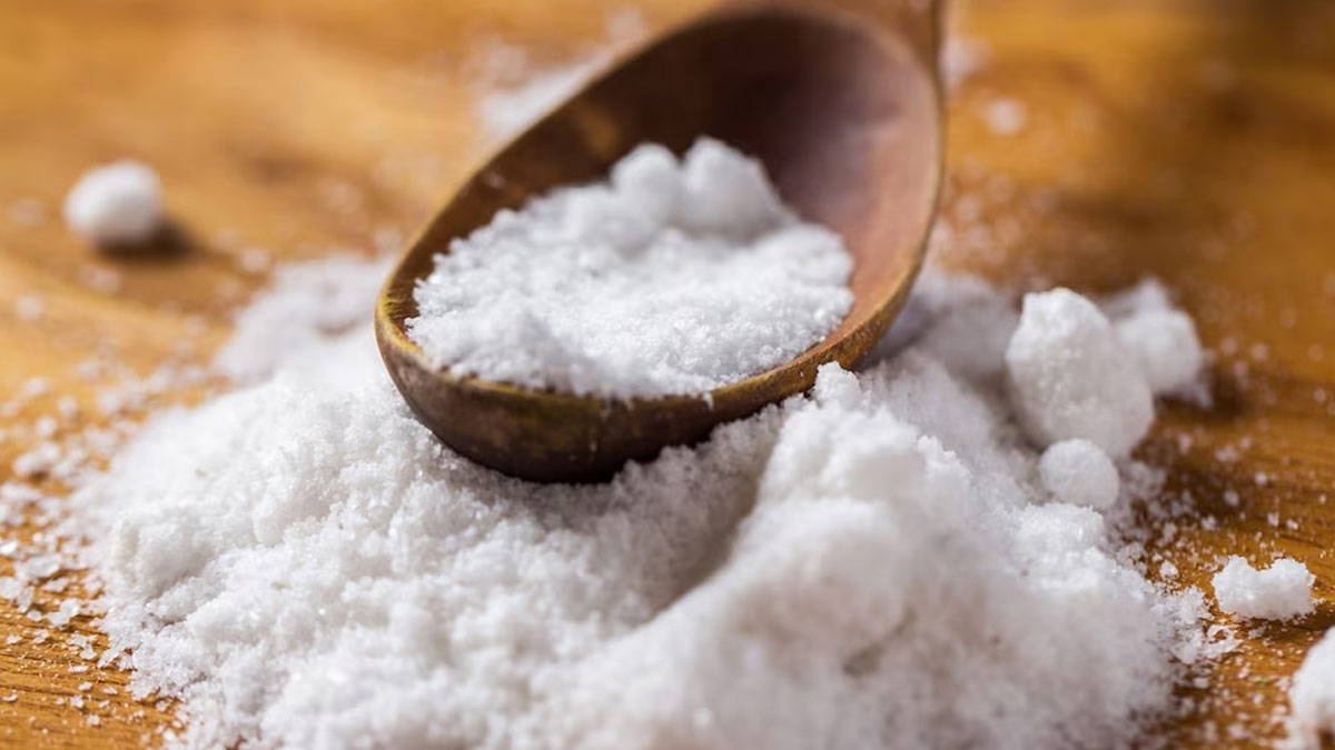What is salt sensitivity? Its causes, risks, emergency tips, and how to ...