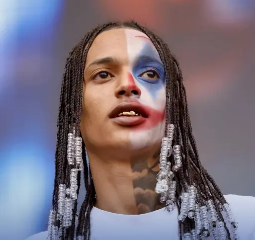 Mesmo foragido, rapper Oruam mantém liderança entre rappers mais ...