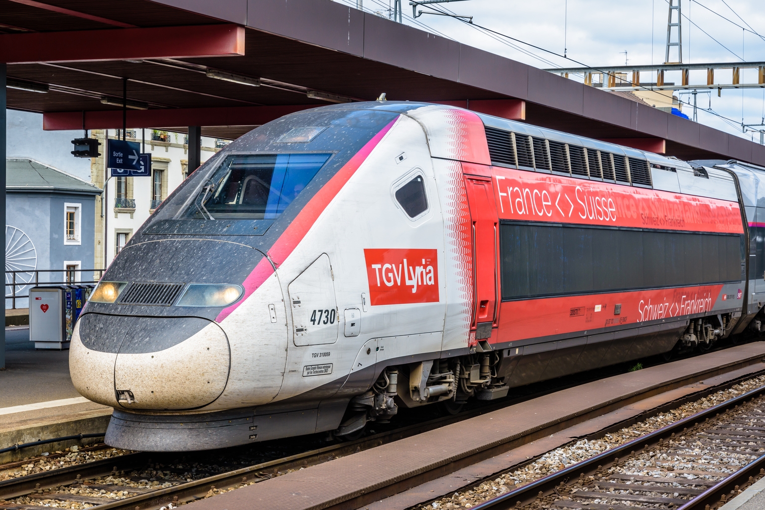 Alstom wins ~$1B fleet maintenance contract from UK rail operator ...
