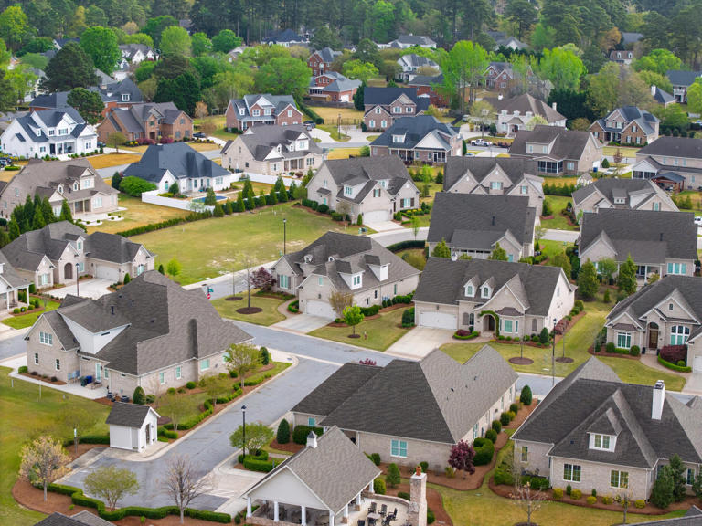 What are today's mortgage interest rates: April 17, 2026?