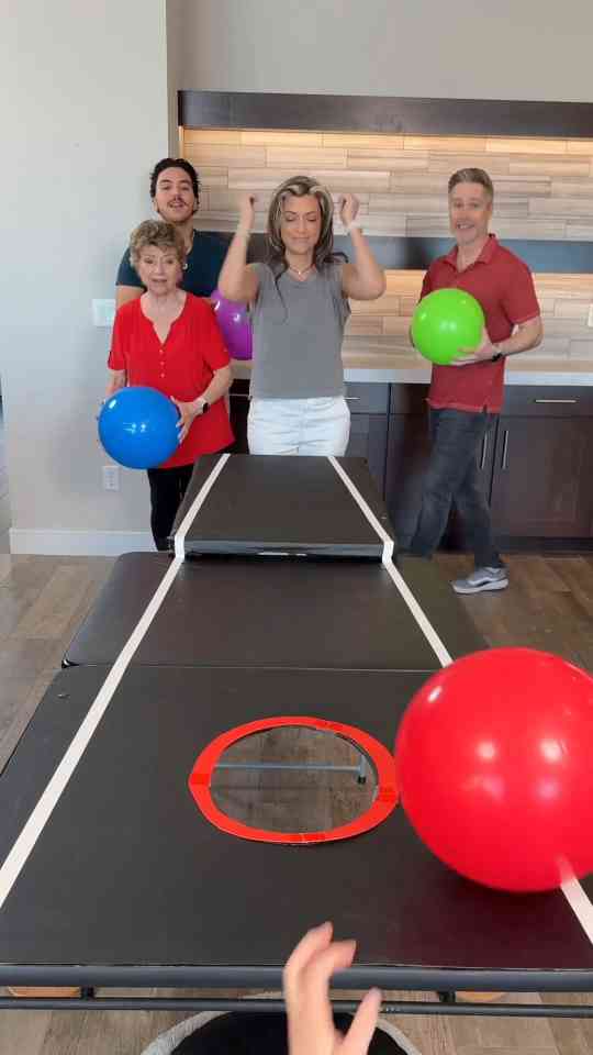 Unpredictable rolling balls fun challenge game