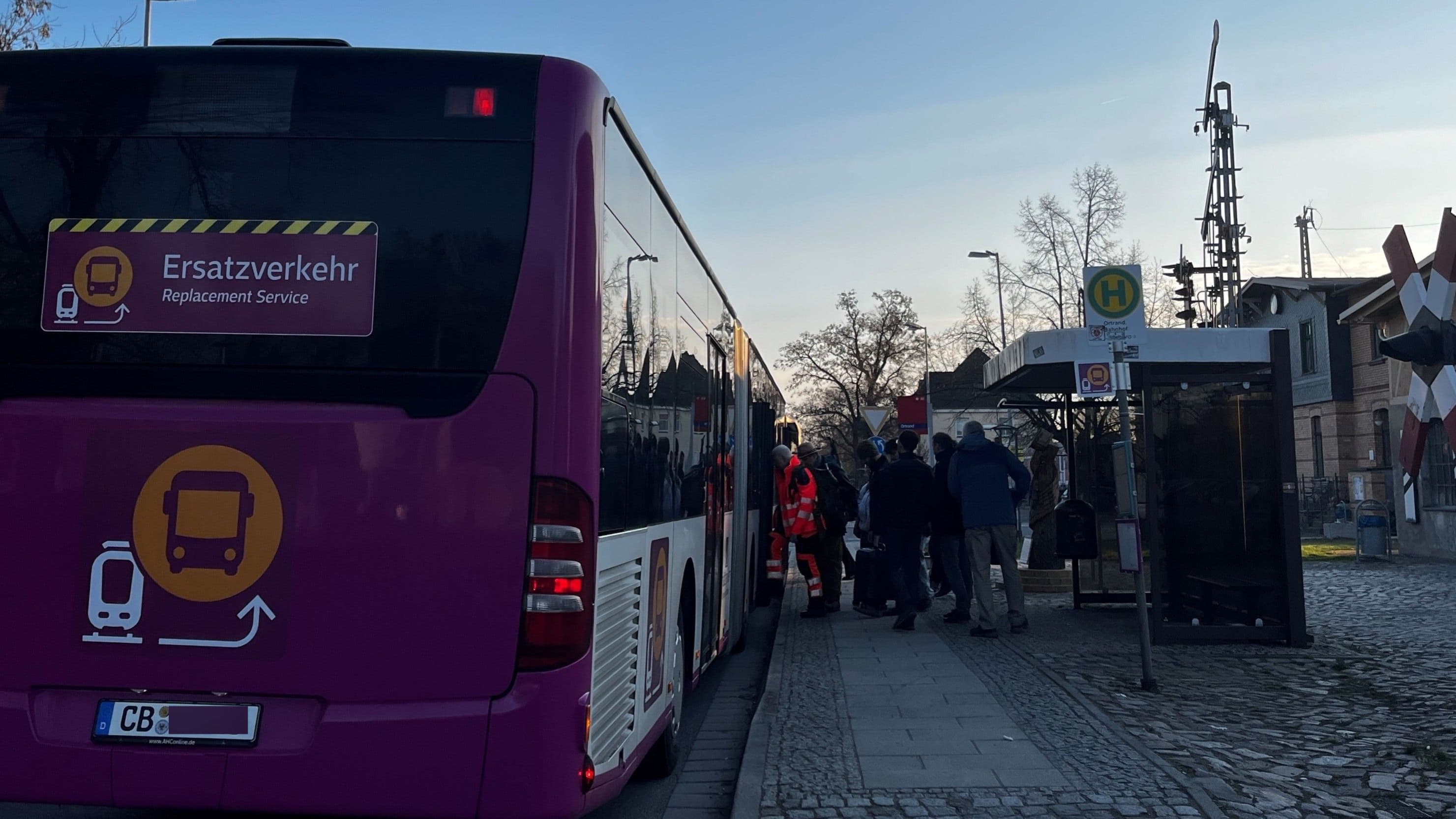 Zug nach Dresden: Ausfall von RE15/RE18 - droht Chaos zwischen Ortrand ...