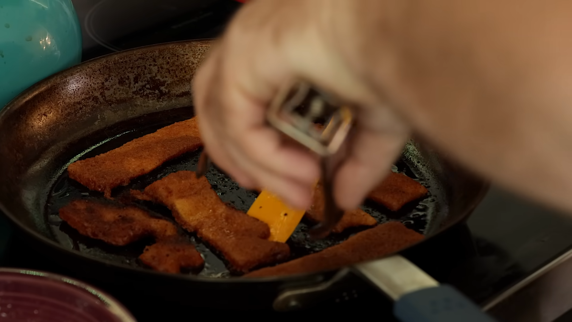 Stop throwing away bread when it can turn into crispy bacon