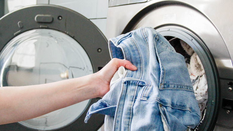 Yes, Leaving Your Washer's Door Open Or Closed Between Uses Matters. Here's What To Do