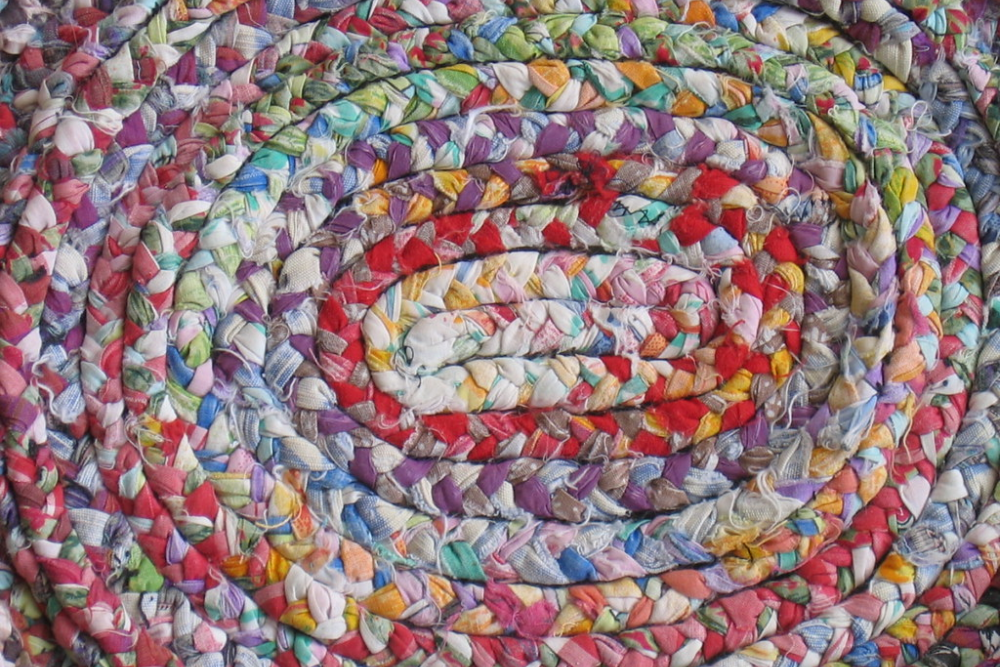 16 upcycling projects for worn-out clothing and textiles