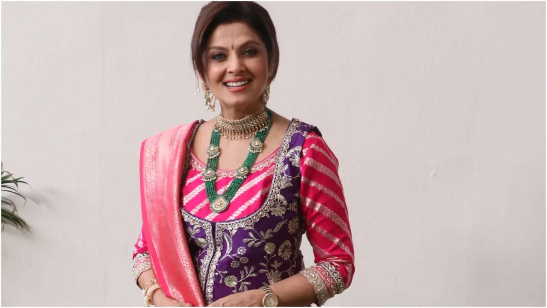 Veteran actress Varsha Usgaonkar joins the cast of Do Duniya Ek Dil ...