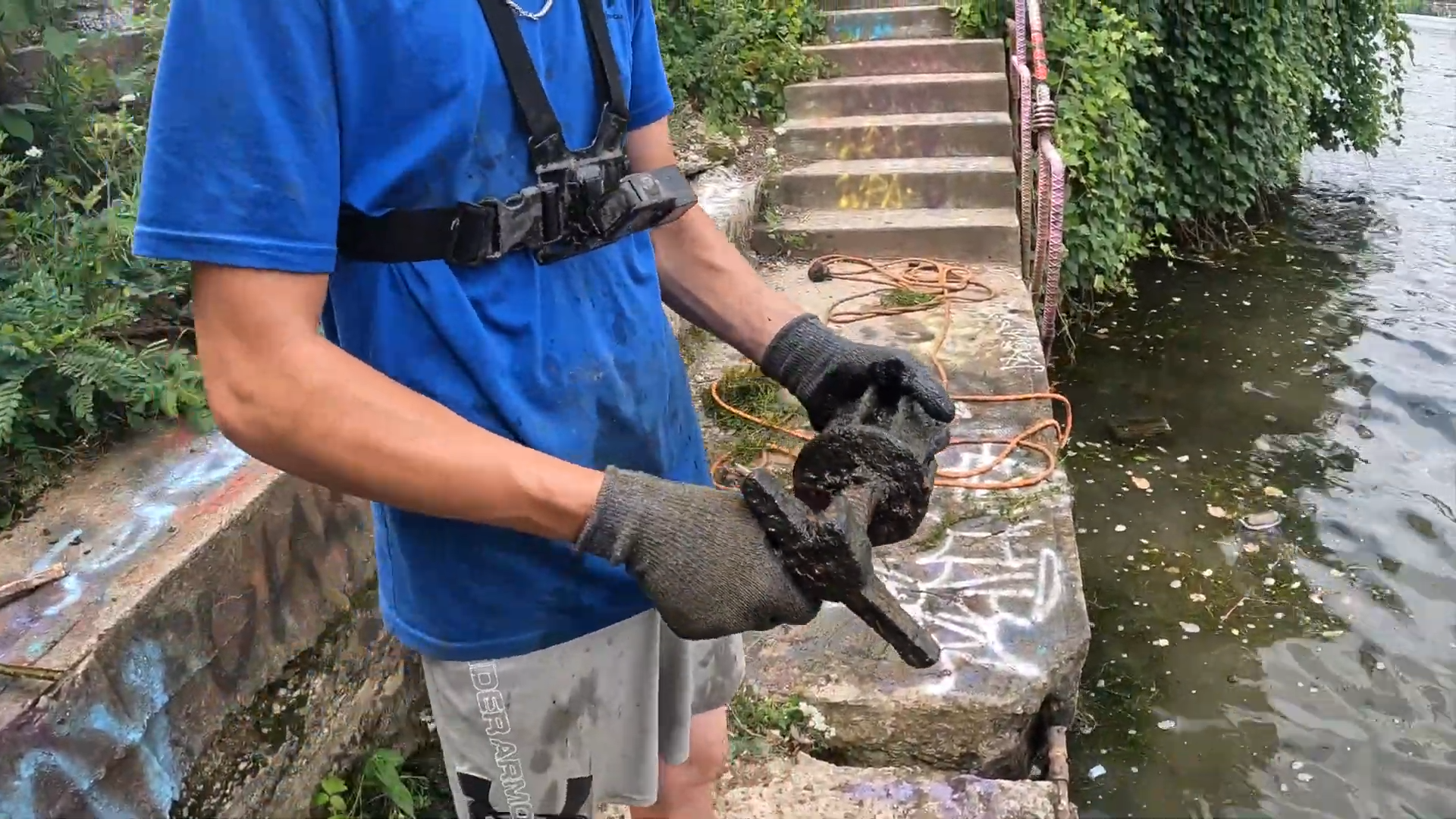 Keep pulling - he thought it was nothing, then a 100-foot rope appeared
