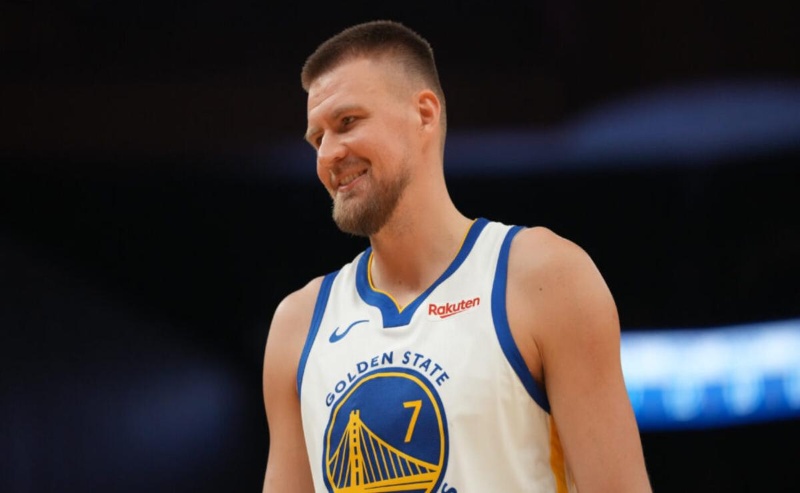 Warriors Reveal Kristaps Porzingis Injury Status Before Suns