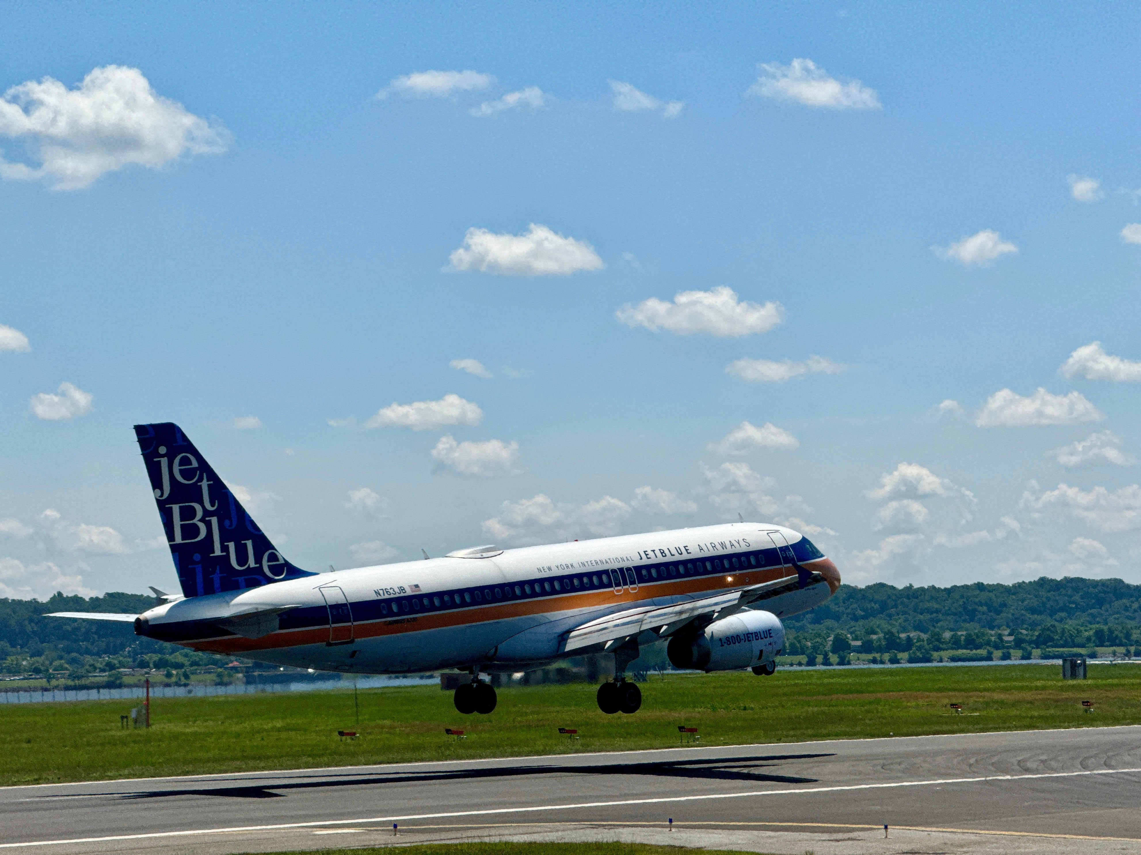 JetBlue flight bound for Boston diverted to Chicago