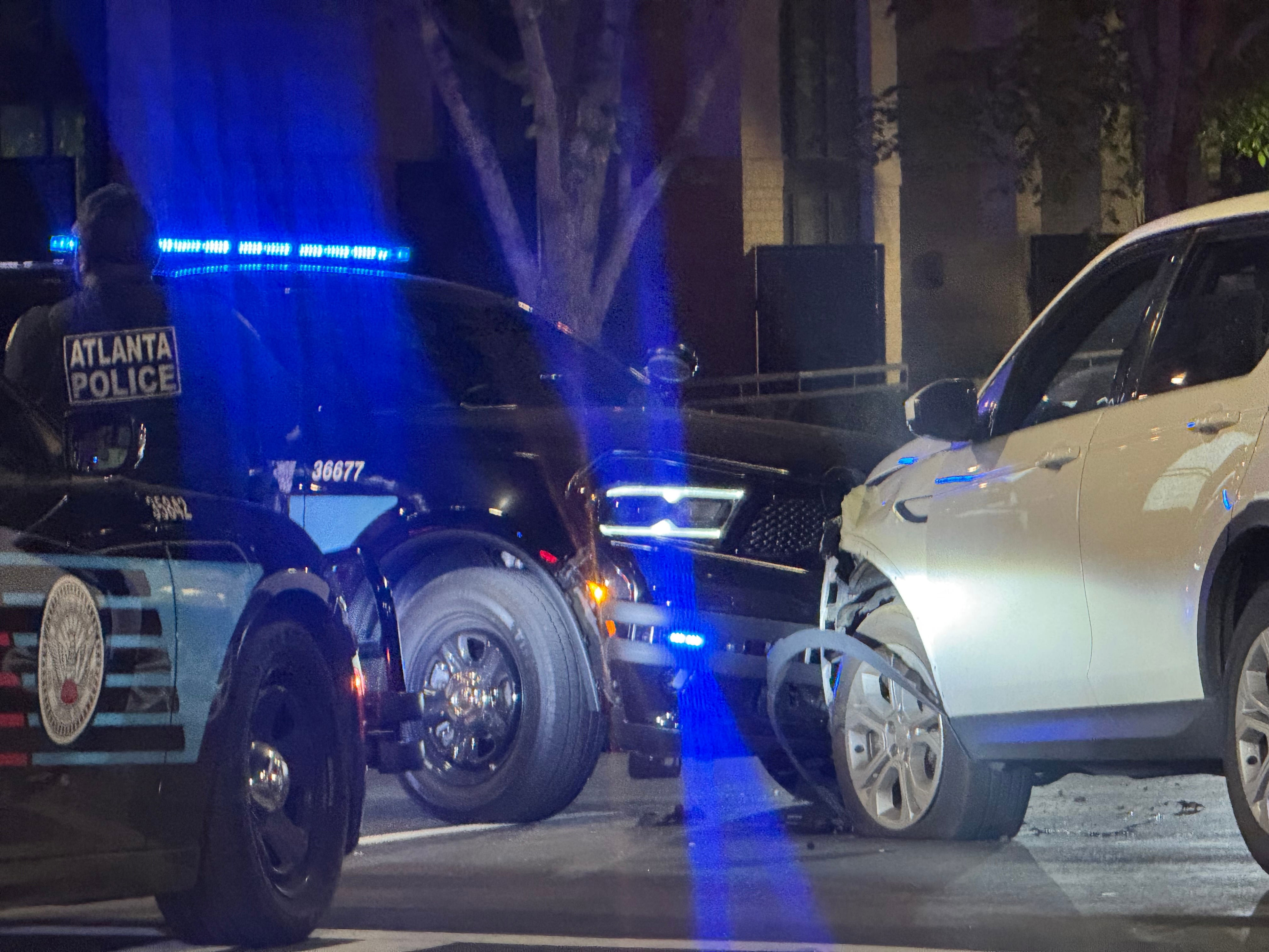 Man charged with DUI after hitting APD patrol car