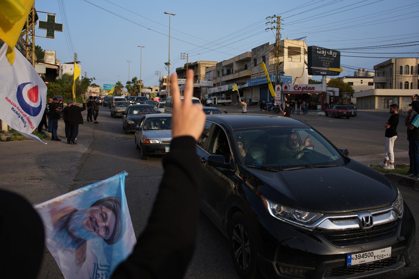 Iran reopens Strait of Hormuz, but Trump says blockade on Iranian ships ...