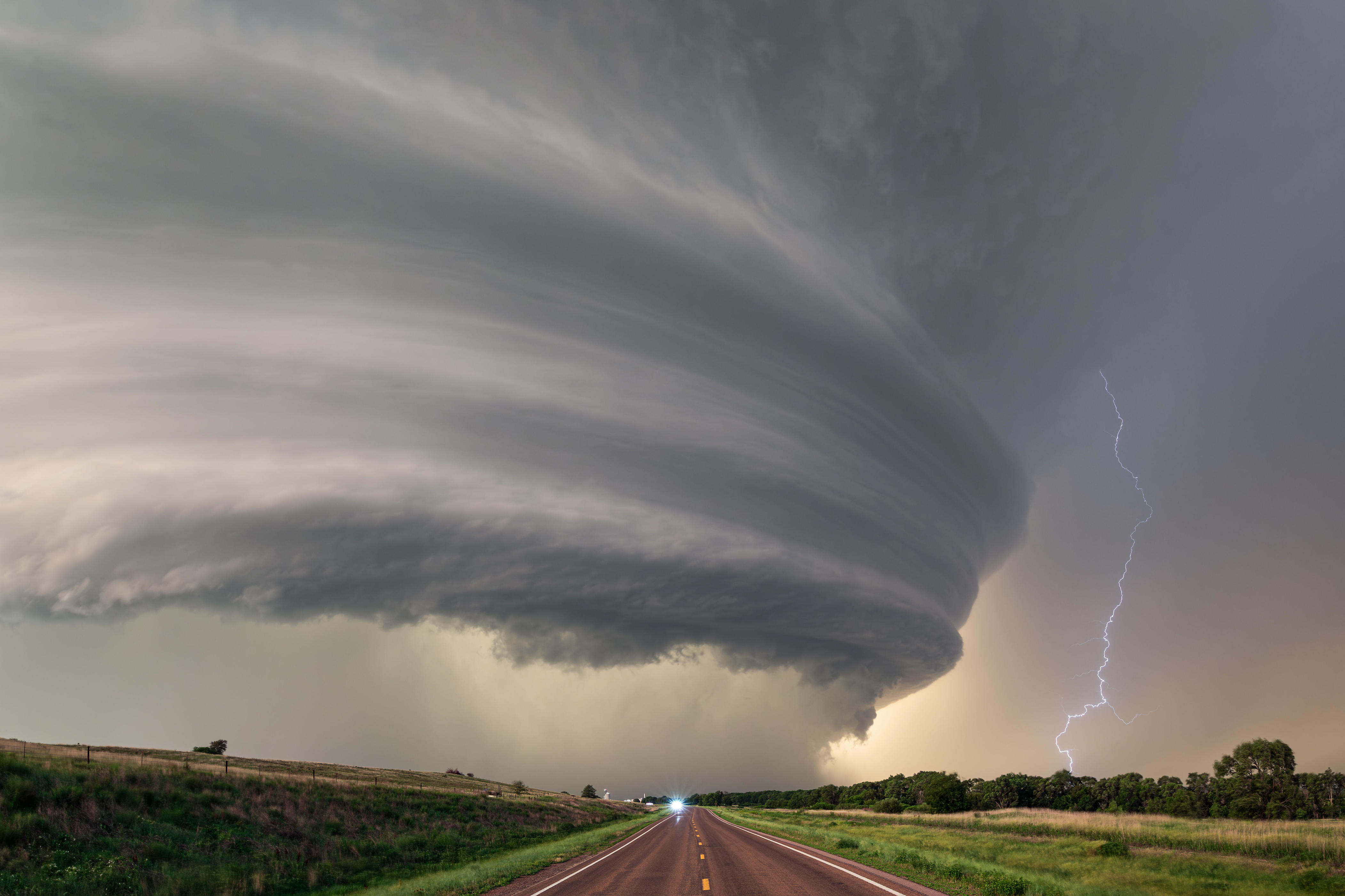 Another round of severe storms threatens central US with dangerous weather