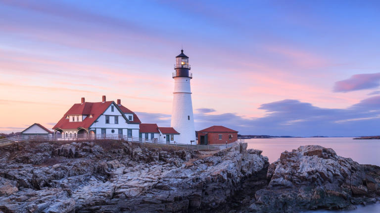 Maine bans AI data centers over concerns about impact on household ...