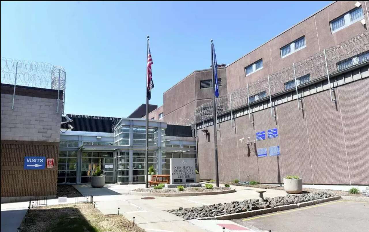 Sex assault suspect dies in apparent suicide at New Haven Correctional ...