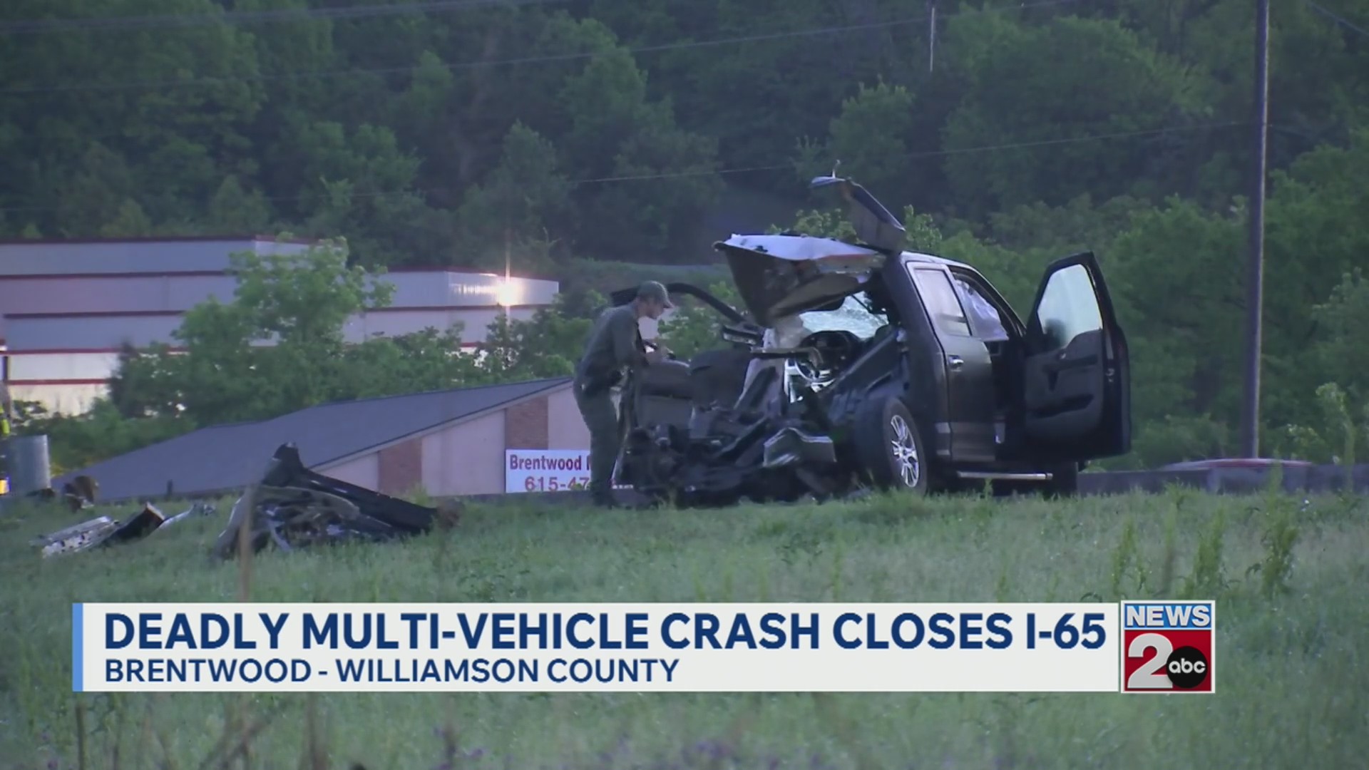 1 dead following crash along I-65 in Brentwood