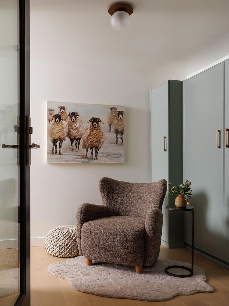 A Vancouver designer invited her mom to move in—and then built her a ...