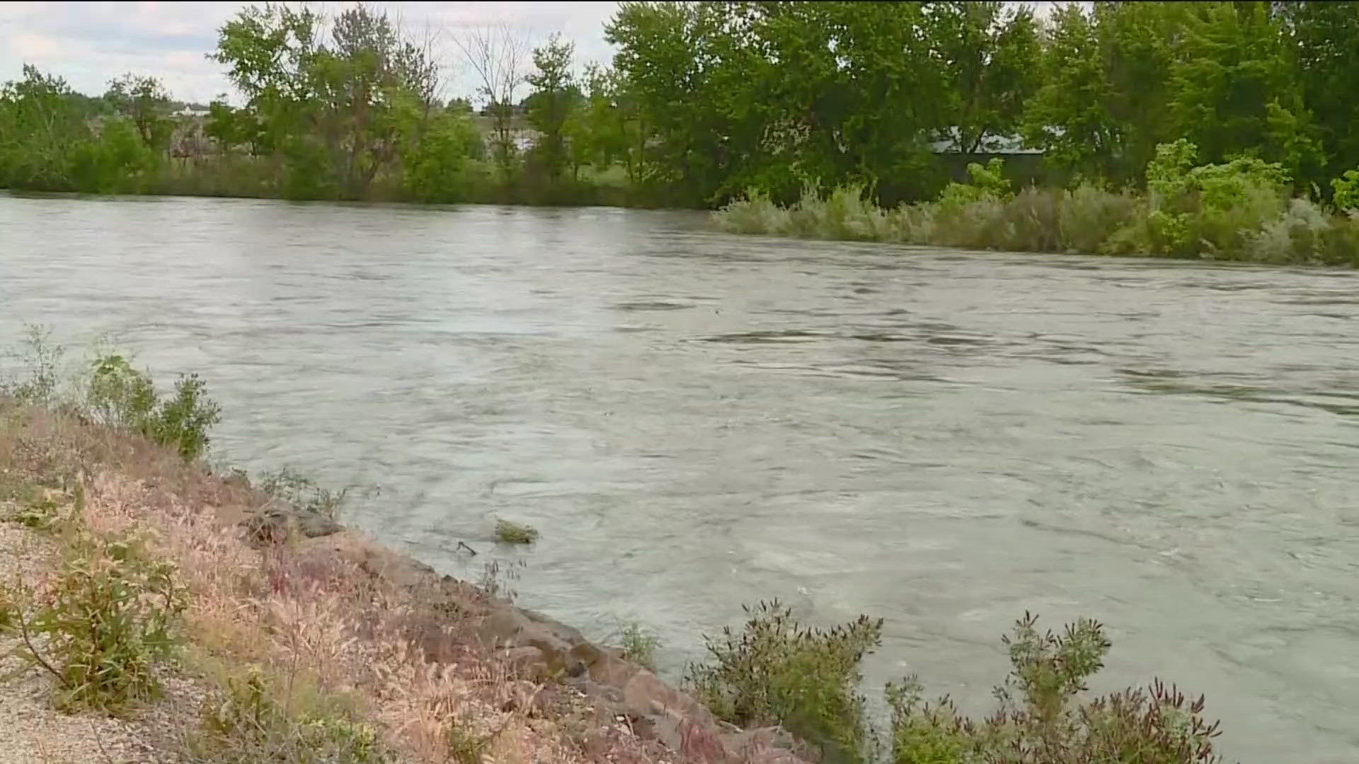 Boise County commissioner accused of stabbing a minor on Payette River