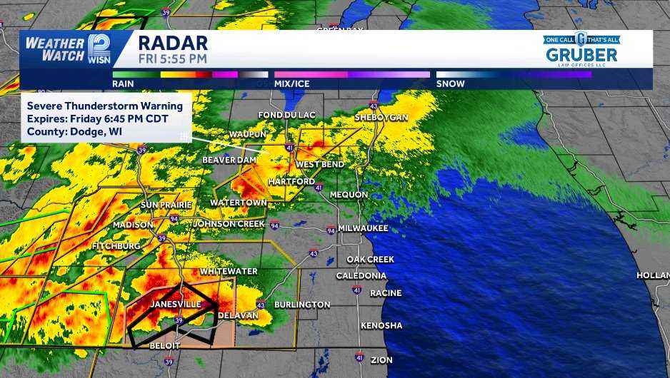 Tornado warning issued for Walworth County
