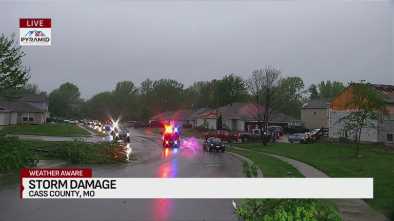 Damage reported following severe storms in Kansas City metro