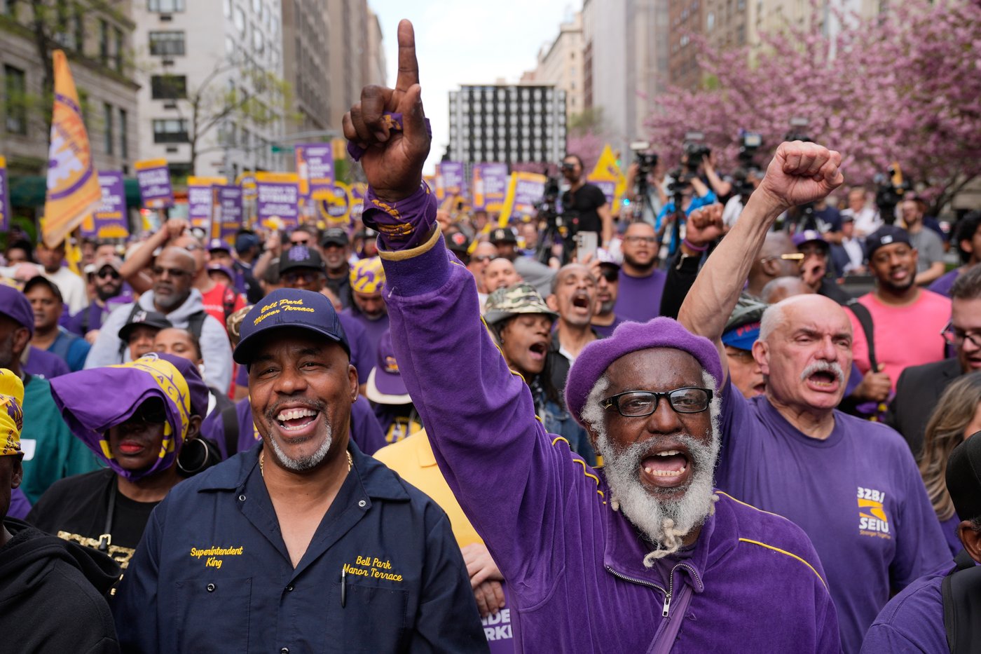 Tentative contract deal holds off strike by New York City apartment ...