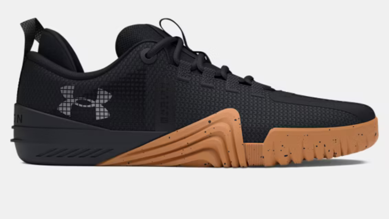 I needed a shoe that could handle sprints and box jumps. This Under ...