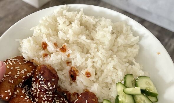 I'm a home cook - I cook fluffy rice every time with this simple 20 ...