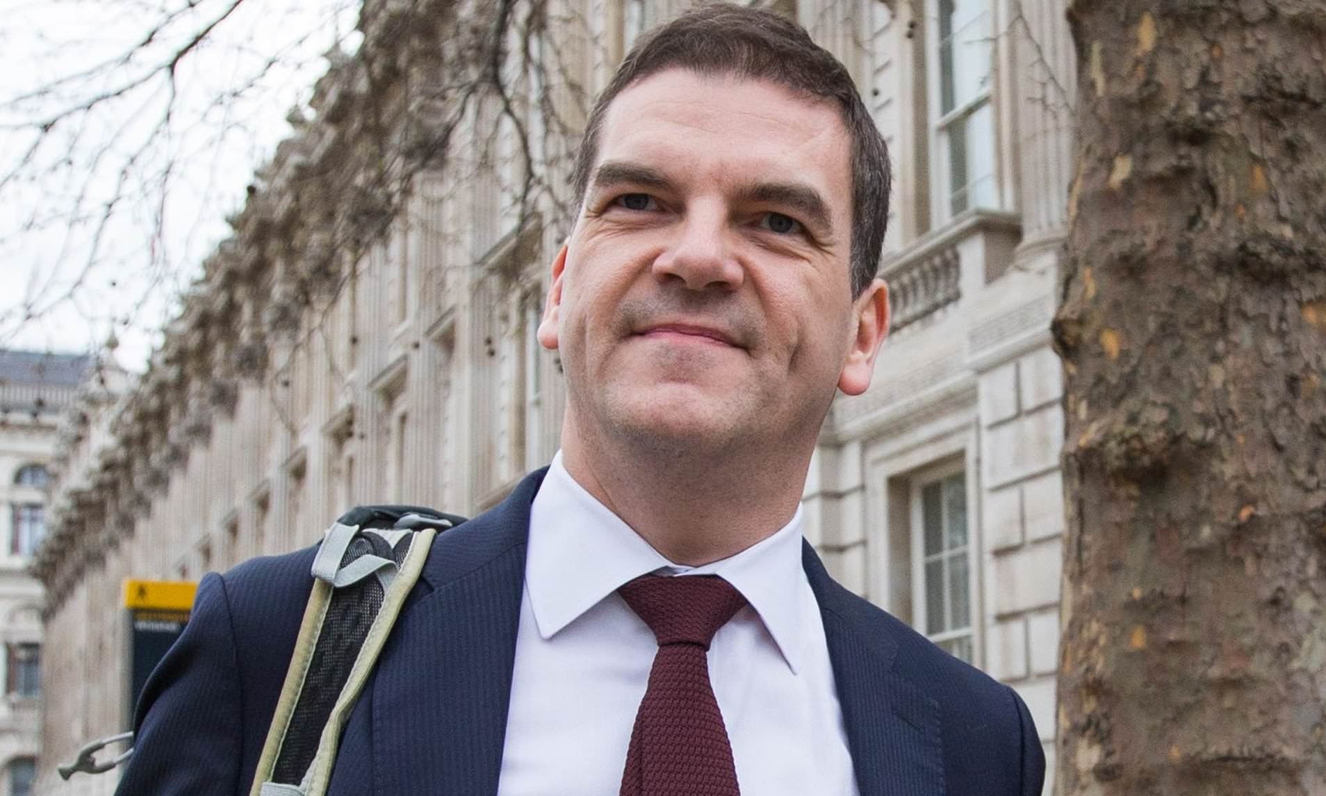Andrew Pierce: Meet the 'Brexit betrayer' who now holds Starmer's fate ...