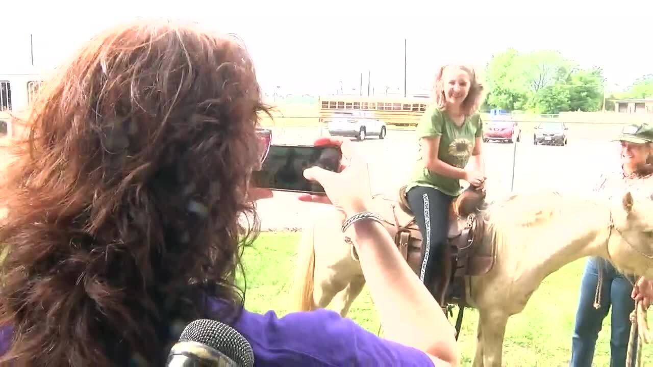 Longview Handicapable rodeo gives students with special needs ...